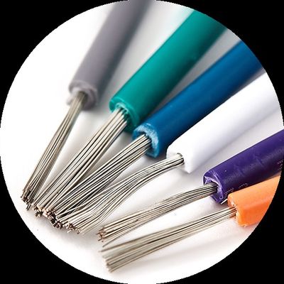 Chemisch bestendige en flexibele PFA-draad met uitstekende elektrische isolatie voor hogetemperatuurtoepassingen