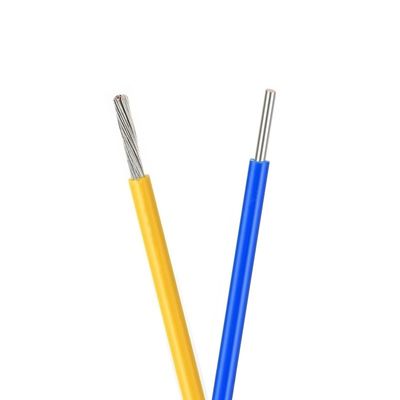 PFA-geïsoleerde draad met een breed temperatuurbereik (-60 ~ + 250 °C) en chemische weerstand tegen lage wrijving